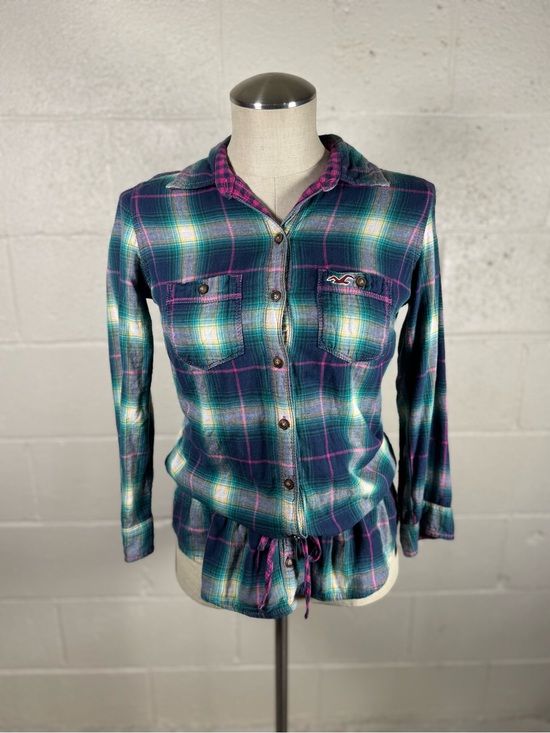 Hollister Tops - Hollister Y2K Plaid Button Shirt With Drawstring Waist Size Small